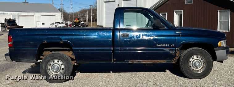 image for item MW9459 2001 Dodge Ram 2500  pickup truck