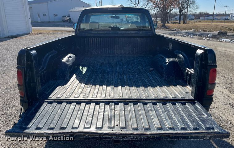 image for item MW9459 2001 Dodge Ram 2500  pickup truck