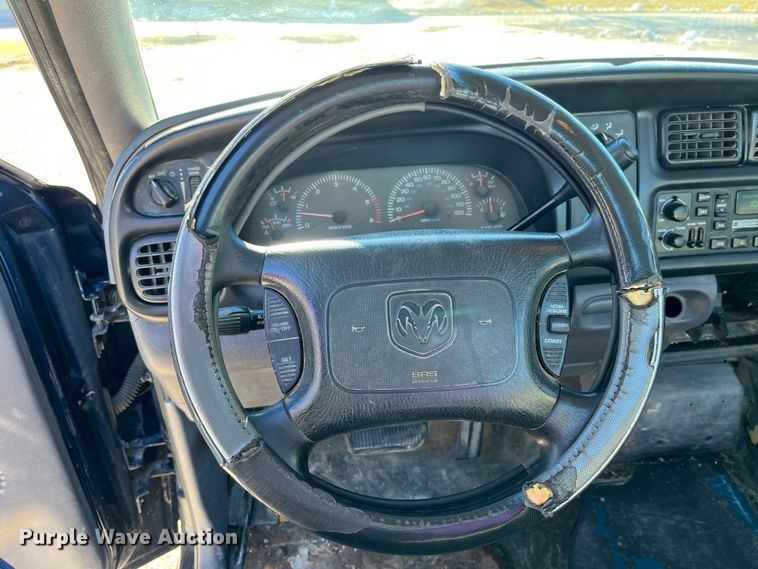 image for item MW9459 2001 Dodge Ram 2500  pickup truck