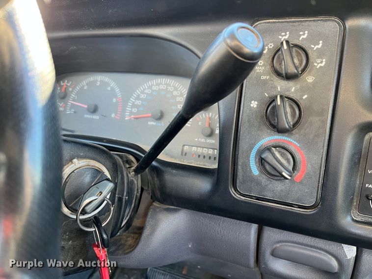 image for item MW9459 2001 Dodge Ram 2500  pickup truck