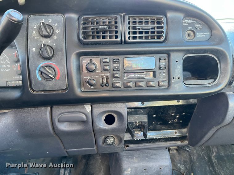 image for item MW9459 2001 Dodge Ram 2500  pickup truck