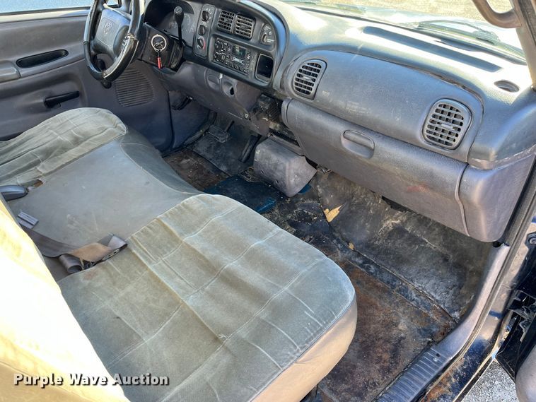 image for item MW9459 2001 Dodge Ram 2500  pickup truck