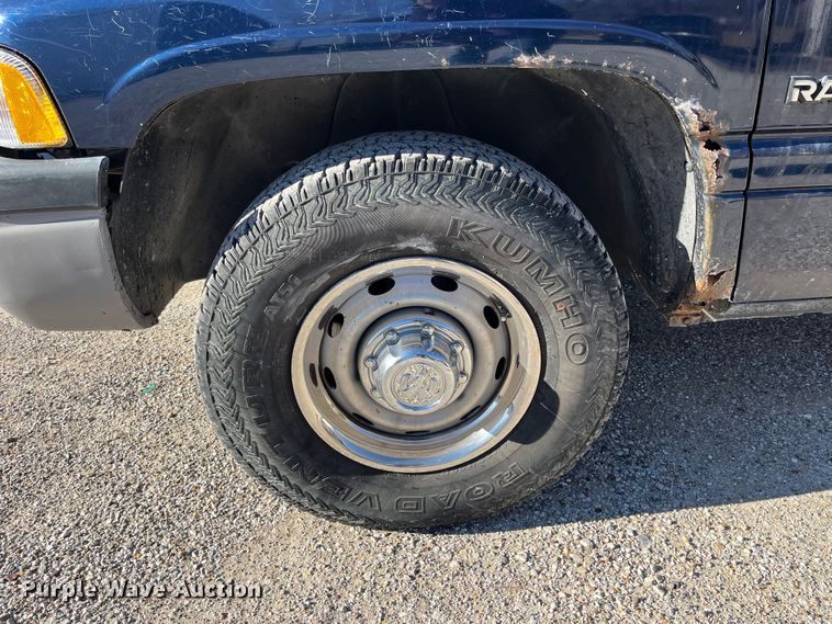 image for item MW9459 2001 Dodge Ram 2500  pickup truck