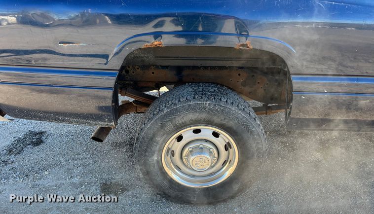 image for item MW9459 2001 Dodge Ram 2500  pickup truck