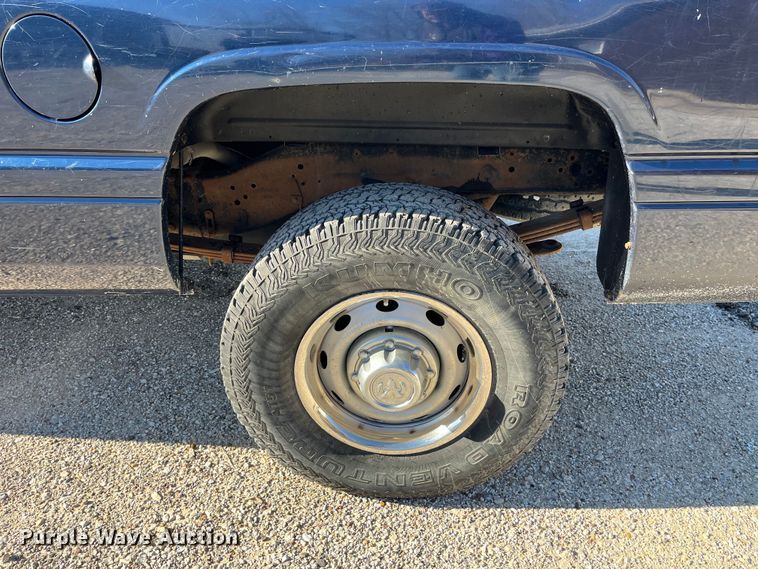 image for item MW9459 2001 Dodge Ram 2500  pickup truck