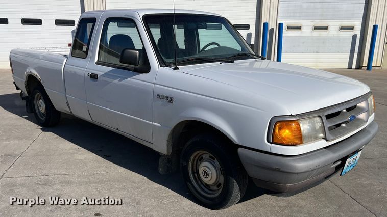 image for item MW9489 1996 Ford Ranger  SuperCab pickup truck