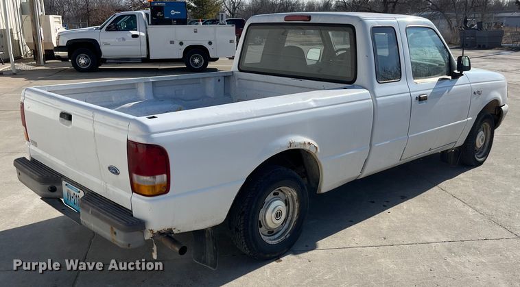 image for item MW9489 1996 Ford Ranger  SuperCab pickup truck