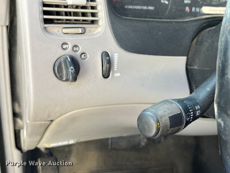 image for item MW9489 1996 Ford Ranger  SuperCab pickup truck