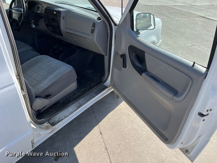 image for item MW9489 1996 Ford Ranger  SuperCab pickup truck