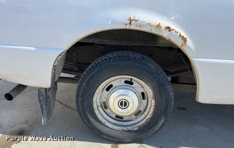 image for item MW9489 1996 Ford Ranger  SuperCab pickup truck