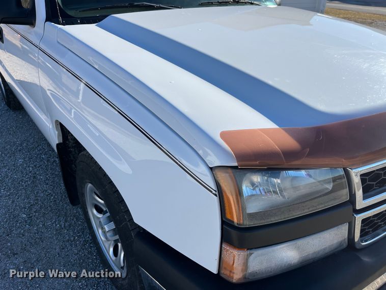 image for item MW9496 2007 Chevrolet Silverado 1500  pickup truck