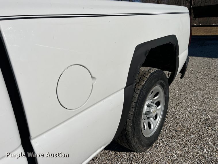 image for item MW9496 2007 Chevrolet Silverado 1500  pickup truck