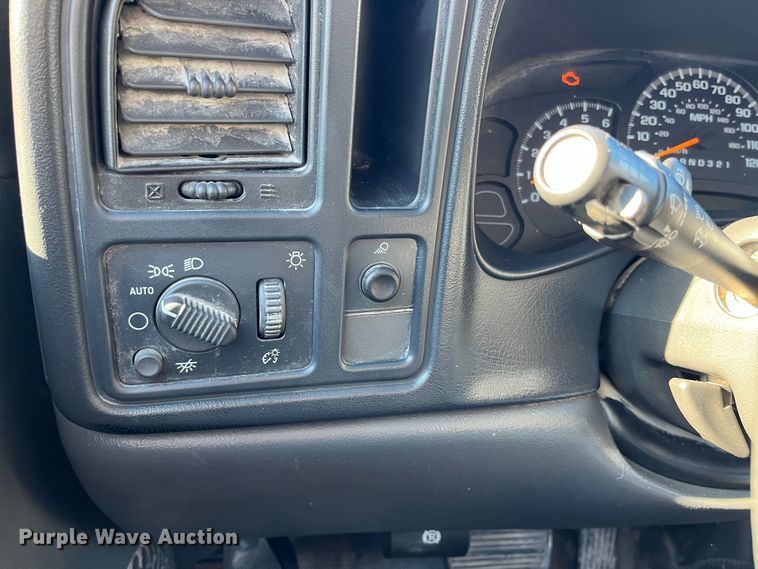 image for item MW9496 2007 Chevrolet Silverado 1500  pickup truck