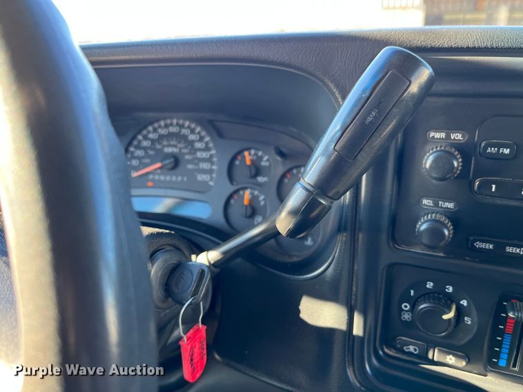 image for item MW9496 2007 Chevrolet Silverado 1500  pickup truck