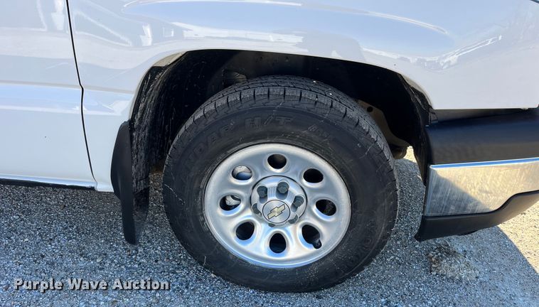 image for item MW9496 2007 Chevrolet Silverado 1500  pickup truck