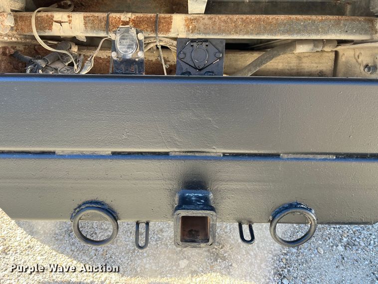 image for item MW9497 1999 Chevrolet C3500  dump flatbed pickup truck