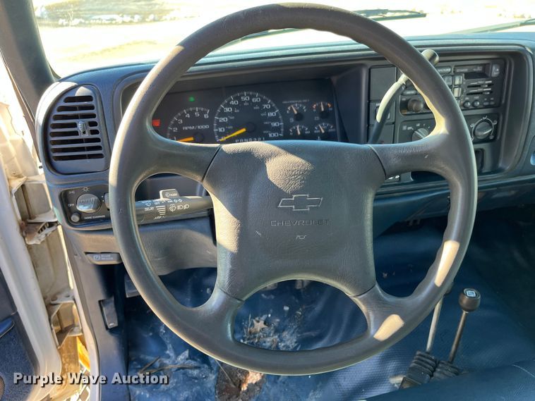 image for item MW9497 1999 Chevrolet C3500  dump flatbed pickup truck