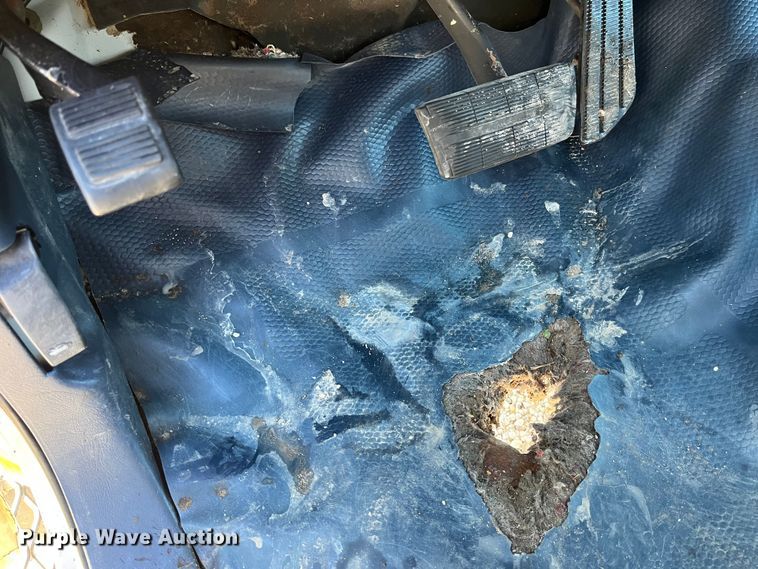 image for item MW9497 1999 Chevrolet C3500  dump flatbed pickup truck