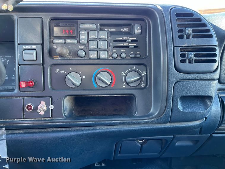 image for item MW9497 1999 Chevrolet C3500  dump flatbed pickup truck