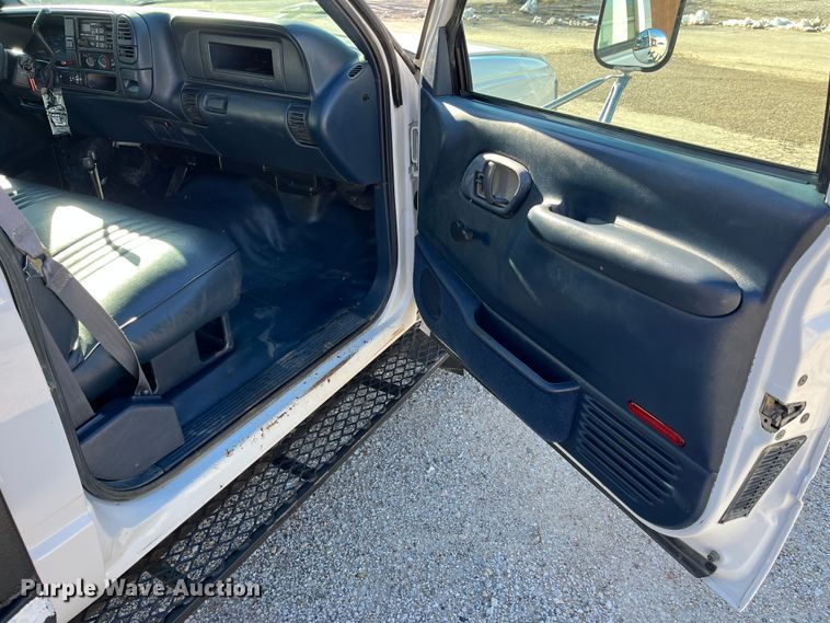 image for item MW9497 1999 Chevrolet C3500  dump flatbed pickup truck