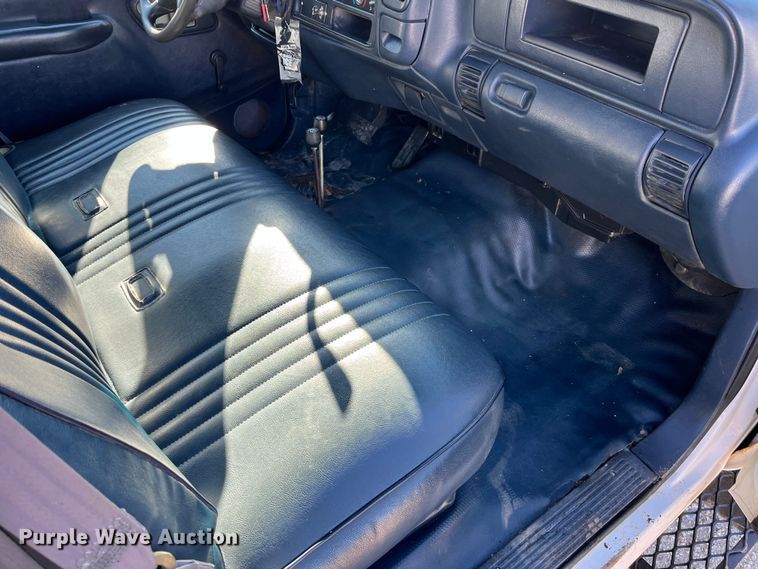 image for item MW9497 1999 Chevrolet C3500  dump flatbed pickup truck