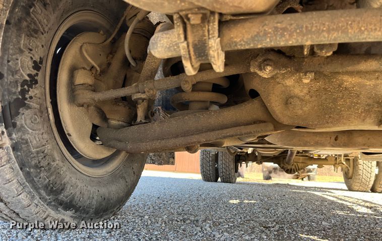 image for item MW9497 1999 Chevrolet C3500  dump flatbed pickup truck