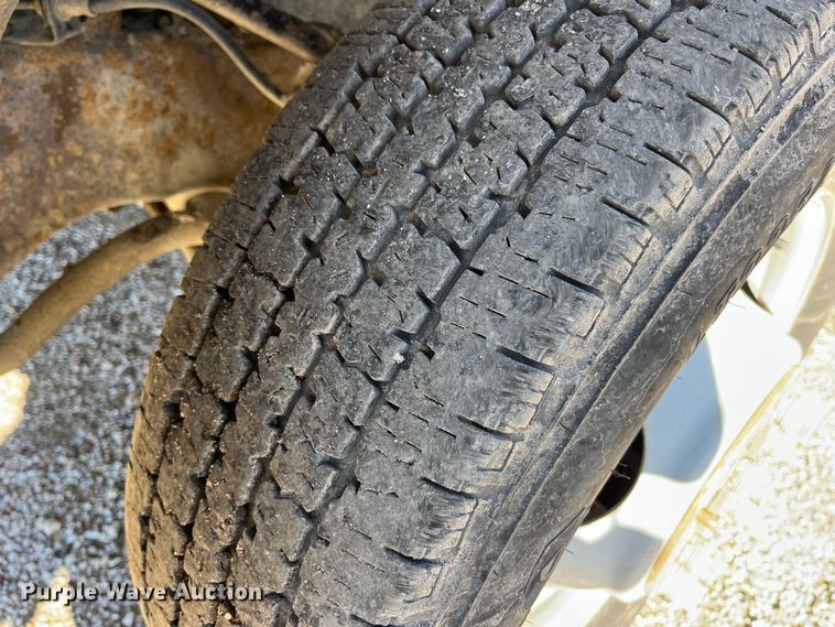 image for item MW9497 1999 Chevrolet C3500  dump flatbed pickup truck