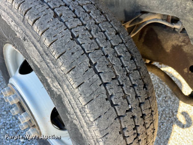 image for item MW9497 1999 Chevrolet C3500  dump flatbed pickup truck