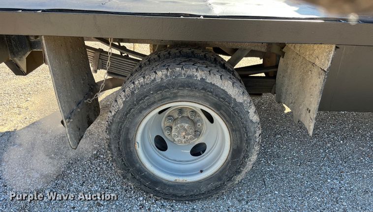 image for item MW9497 1999 Chevrolet C3500  dump flatbed pickup truck