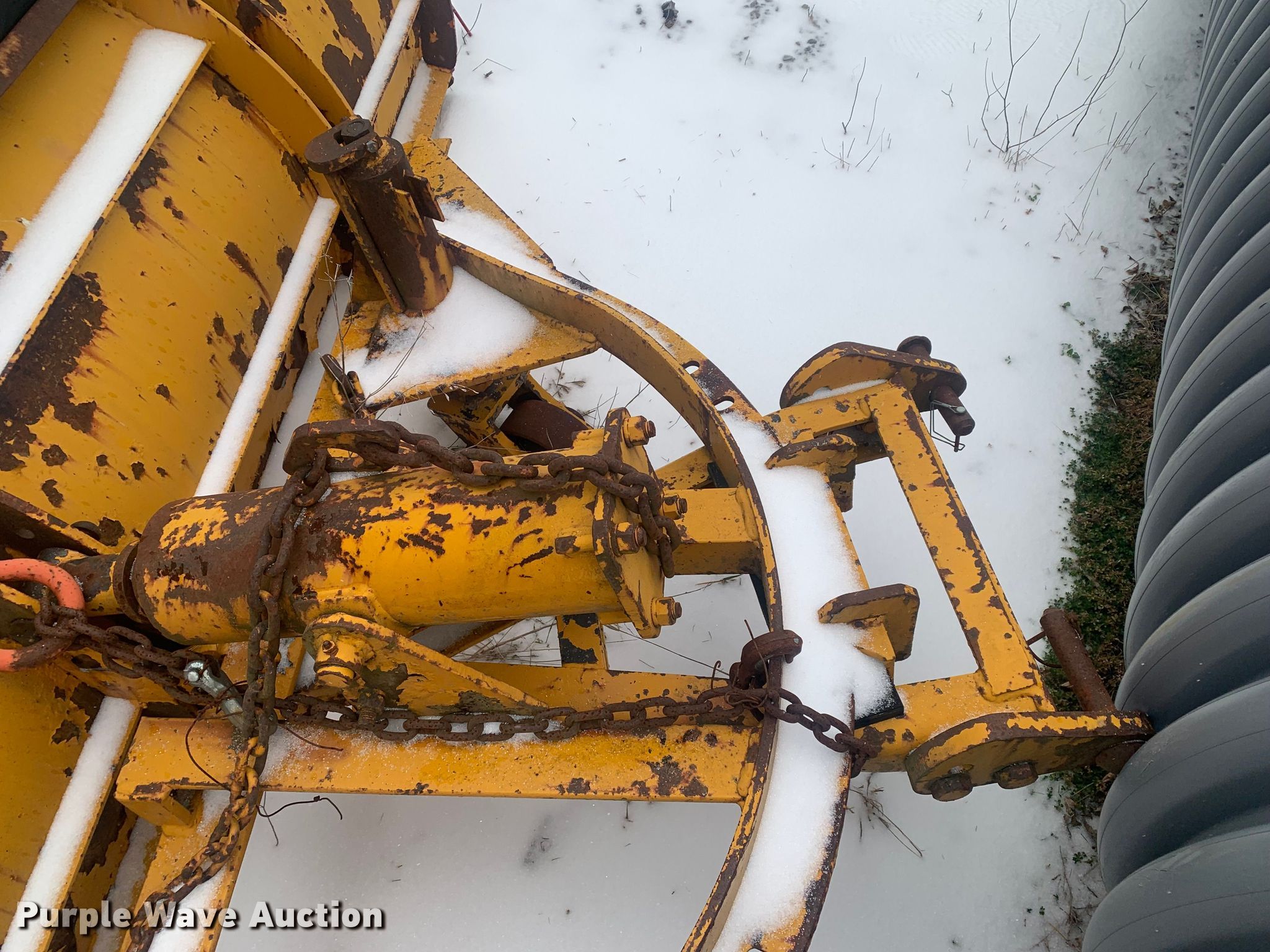 Valk Manufacturing RV11275 snow plow in Chouteau, OK Item LI9065