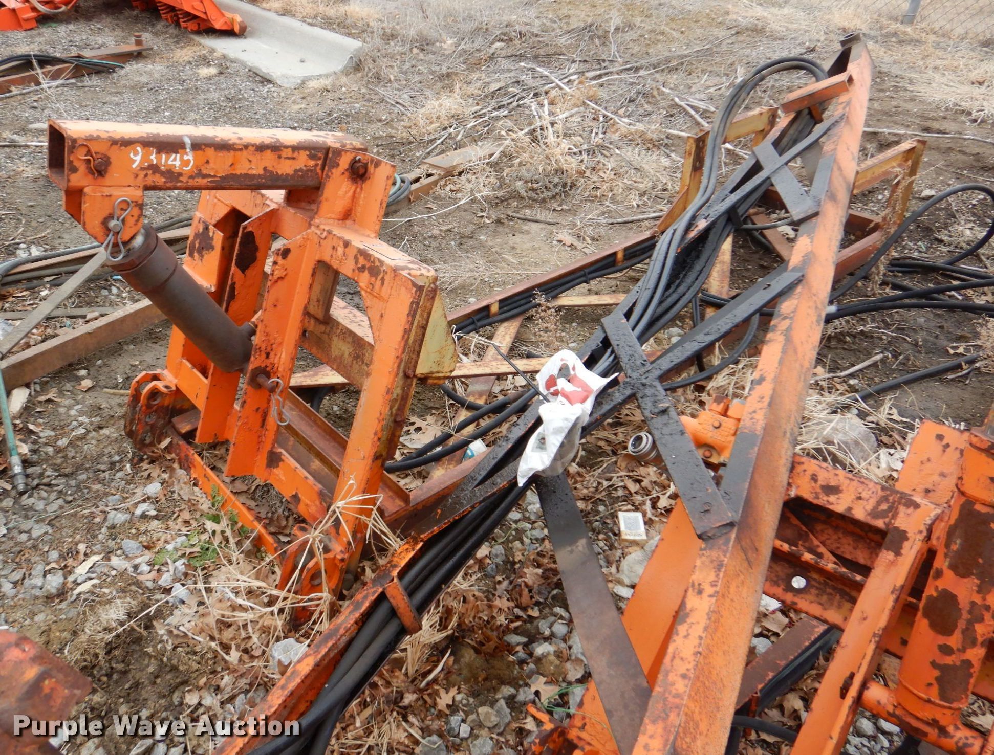 120" W snow plow in Lincoln, NE Item LY9974 sold Purple Wave