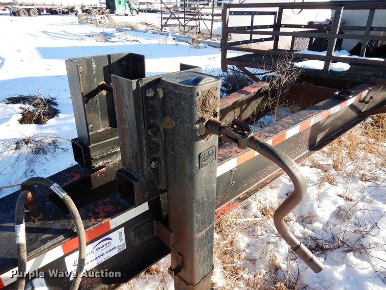 image for item DF8307 1982 Kayln  fertilizer delivery trailer