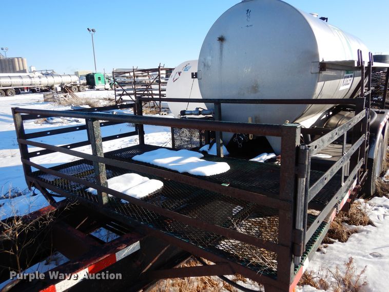 image for item DF8307 1982 Kayln  fertilizer delivery trailer