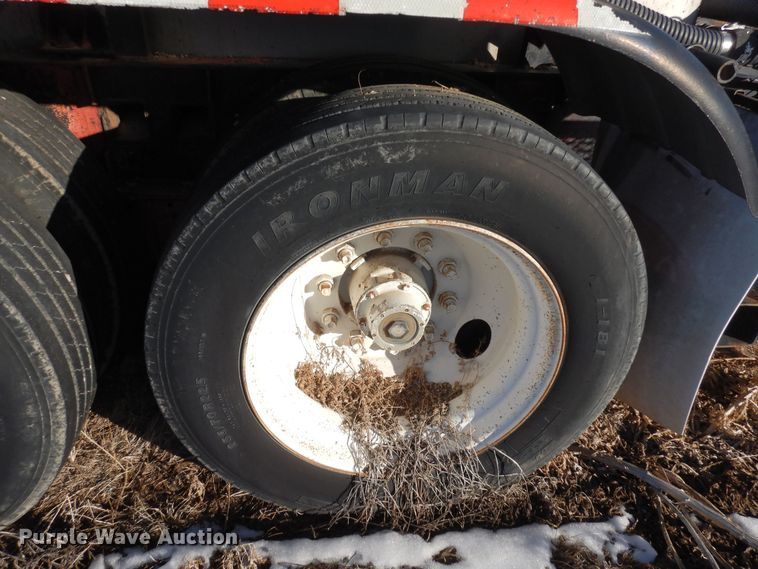 image for item DF8307 1982 Kayln  fertilizer delivery trailer