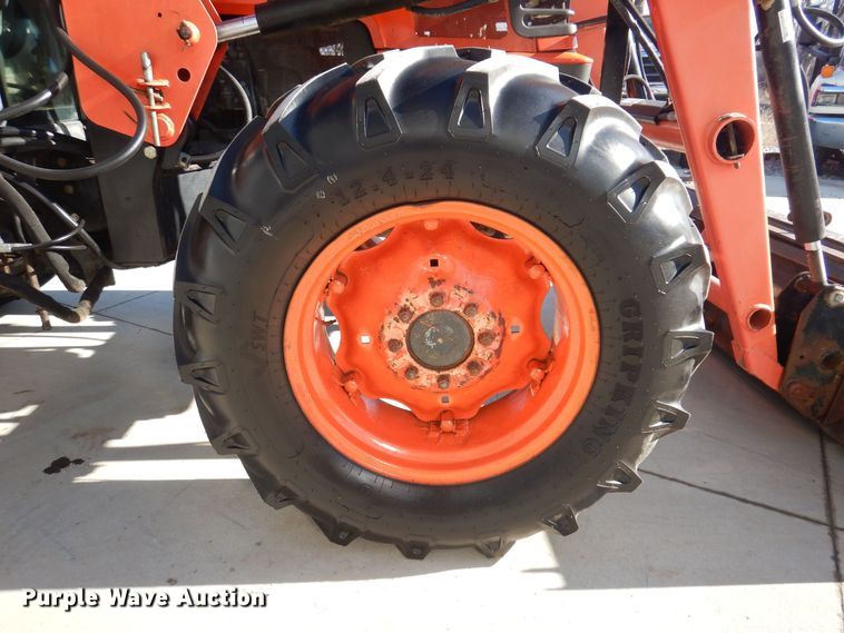 image for item DK5142 Kubota M9000  MFWD tractor