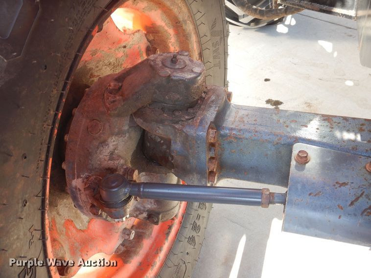 image for item DK5142 Kubota M9000  MFWD tractor