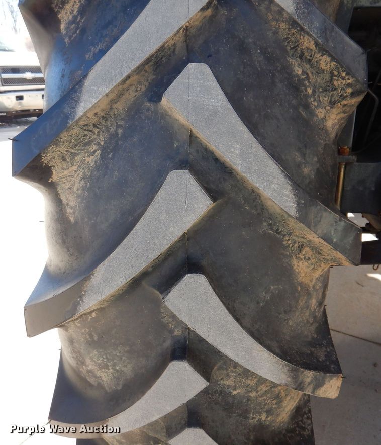 image for item DK5142 Kubota M9000  MFWD tractor