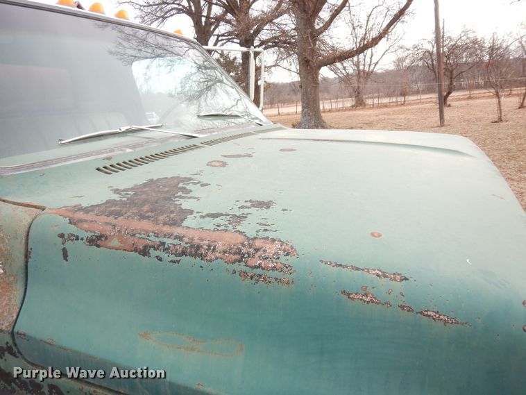 image for item DK7619 1974 Chevrolet C60  grain truck