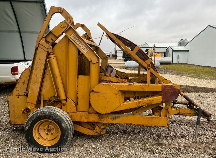 image for item DL4344 Anderson  rock picker