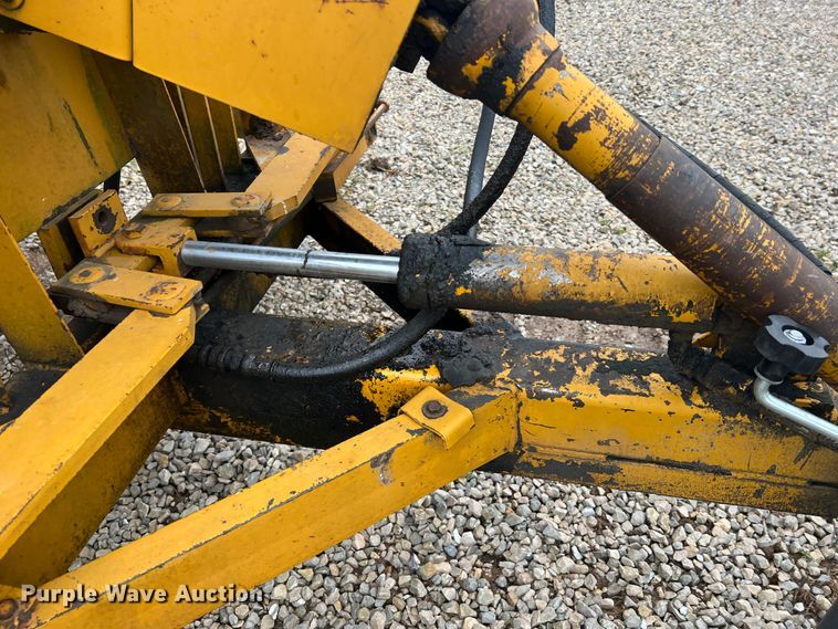 image for item DL4344 Anderson  rock picker