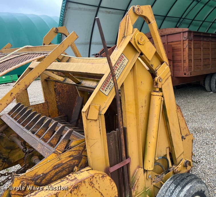 image for item DL4344 Anderson  rock picker