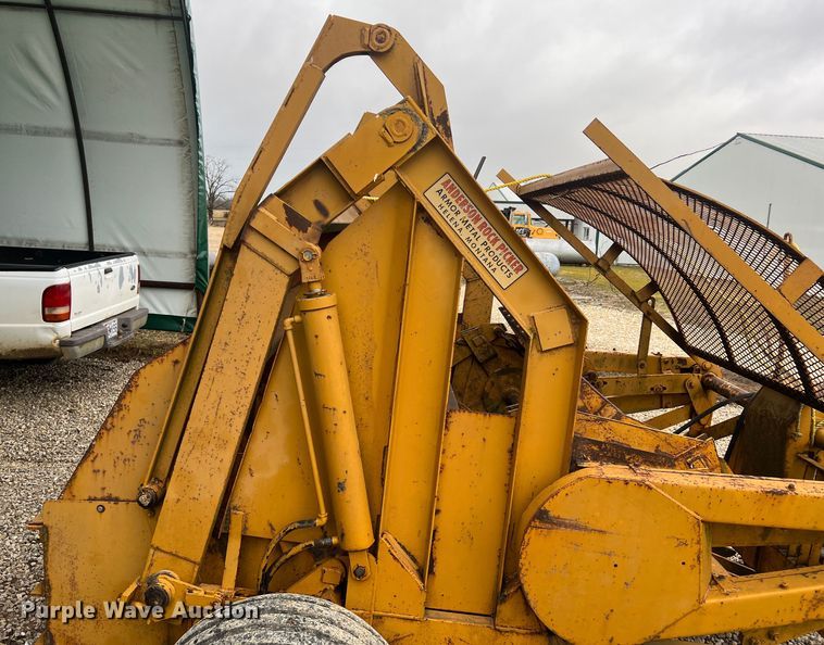 image for item DL4344 Anderson  rock picker