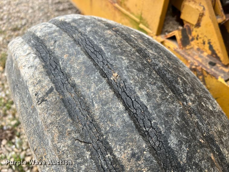 image for item DL4344 Anderson  rock picker