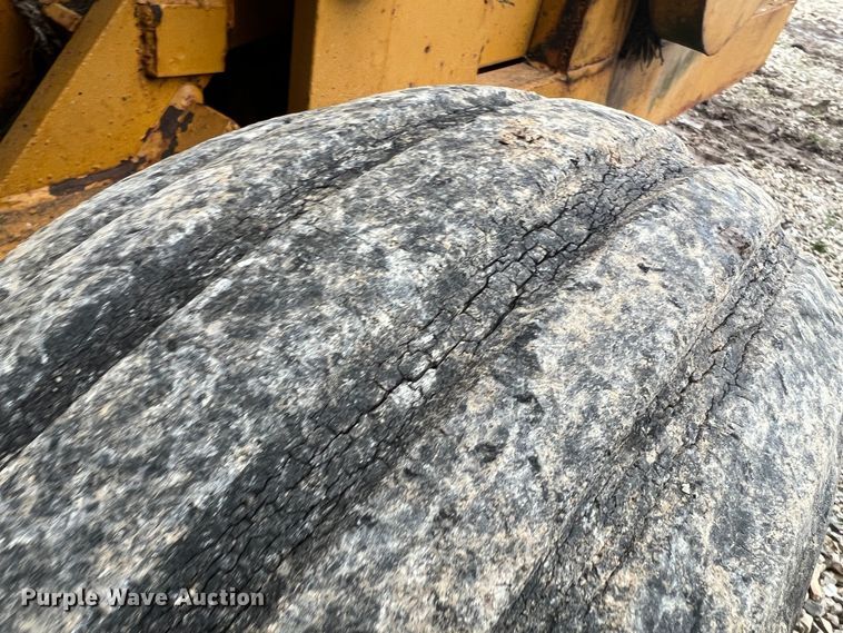 image for item DL4344 Anderson  rock picker