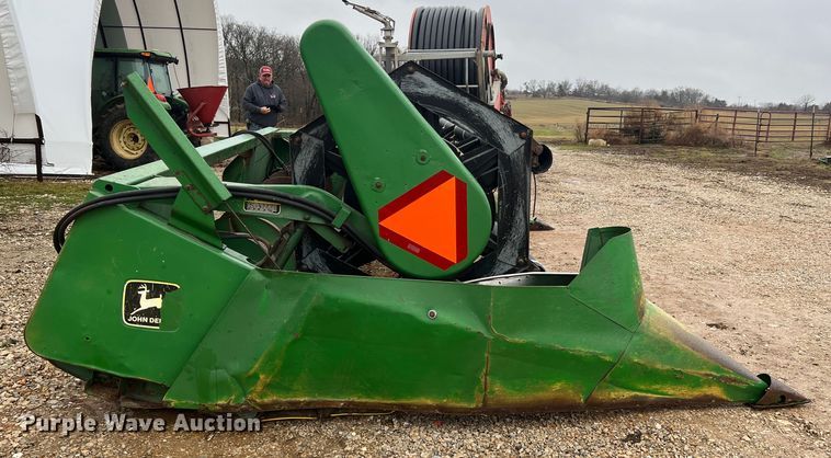 image for item DL4345 John Deere 915  rigid head