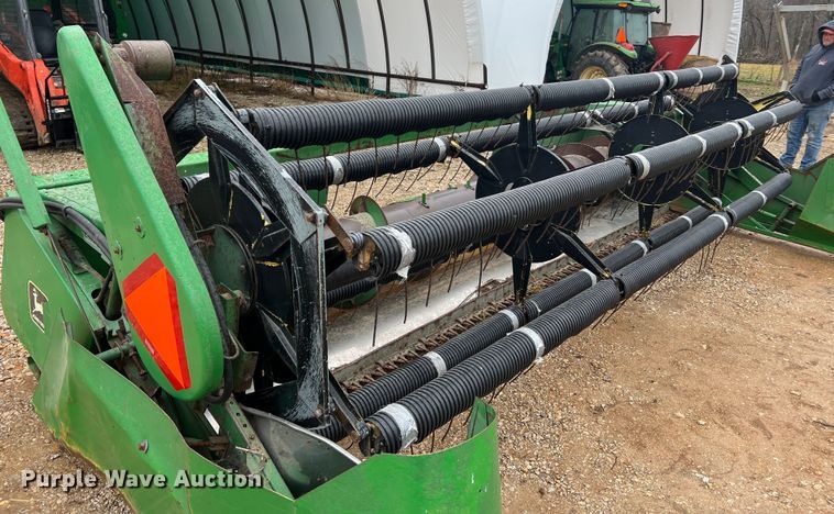 image for item DL4345 John Deere 915  rigid head