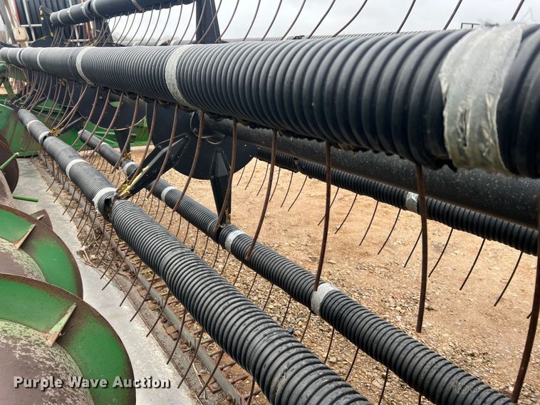 image for item DL4345 John Deere 915  rigid head