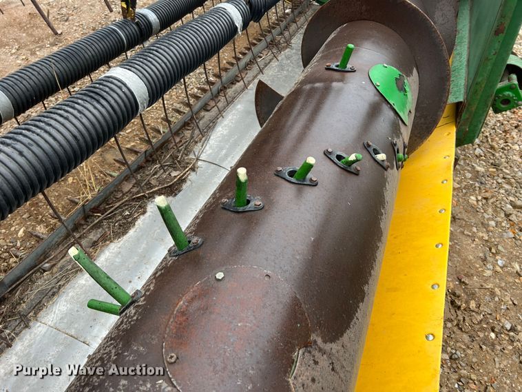 image for item DL4345 John Deere 915  rigid head