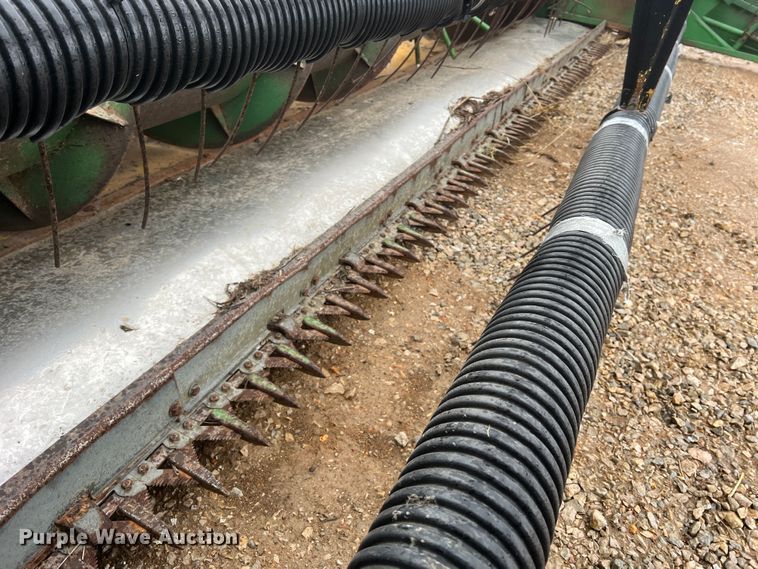 image for item DL4345 John Deere 915  rigid head