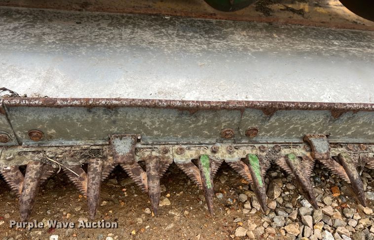 image for item DL4345 John Deere 915  rigid head